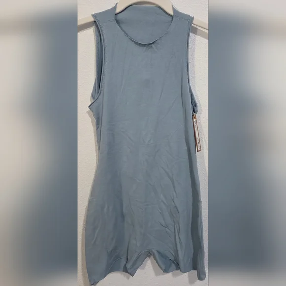 SKIMS NWT Raw Edge Onesie/Romper - Picture 5 of 5